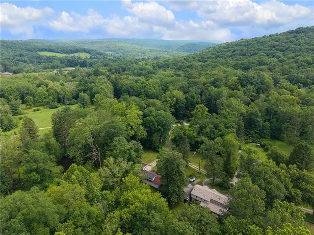 117 Puppy Path Ln, Ligonier Twp, PA 15658