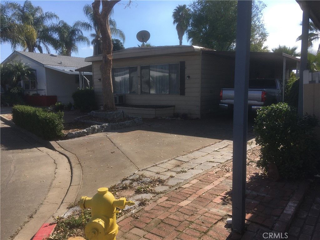 2755 Arrow Hwy 71, La Verne, CA 91750