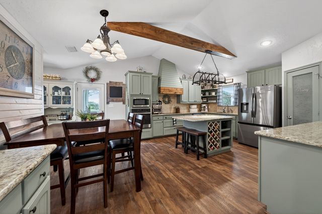 150 S Westlake Drive, Leonard, TX 75452