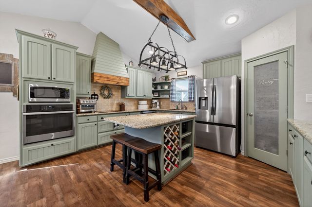 150 S Westlake Drive, Leonard, TX 75452