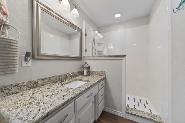 150 S Westlake Drive, Leonard, TX 75452