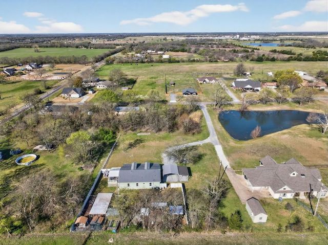 150 S Westlake Drive, Leonard, TX 75452