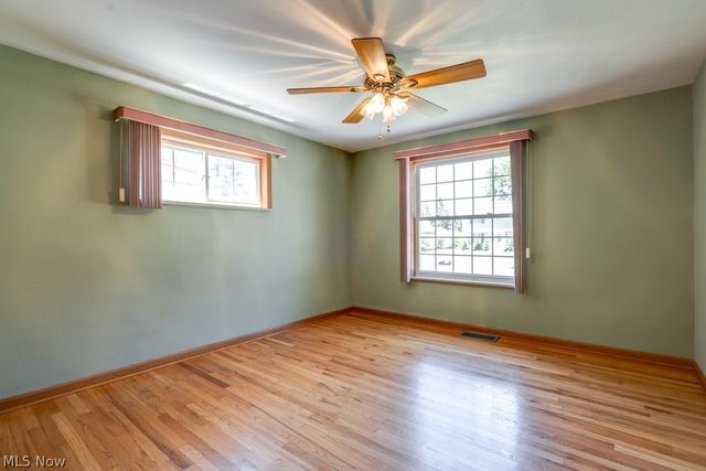 3241 W 231st Street, North Olmsted, OH 44070