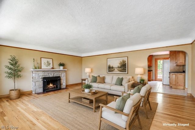 3241 W 231st Street, North Olmsted, OH 44070