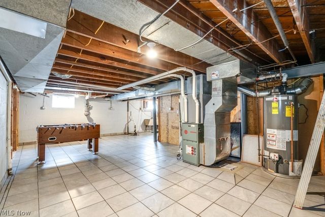 3241 W 231st Street, North Olmsted, OH 44070