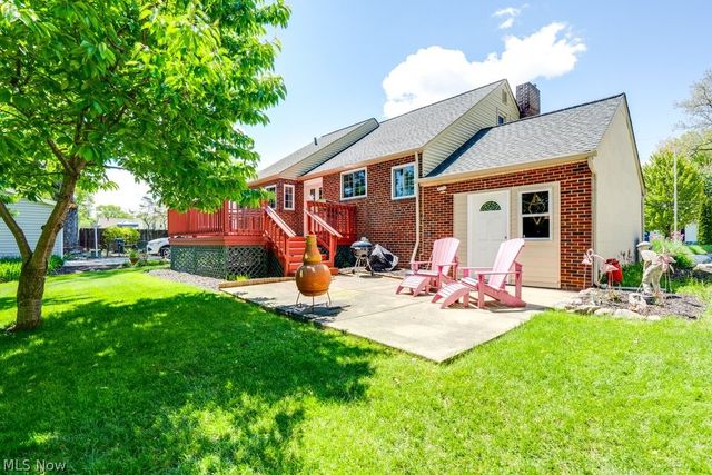 3241 W 231st Street, North Olmsted, OH 44070