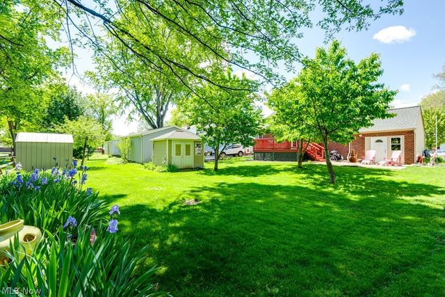 3241 W 231st Street, North Olmsted, OH 44070