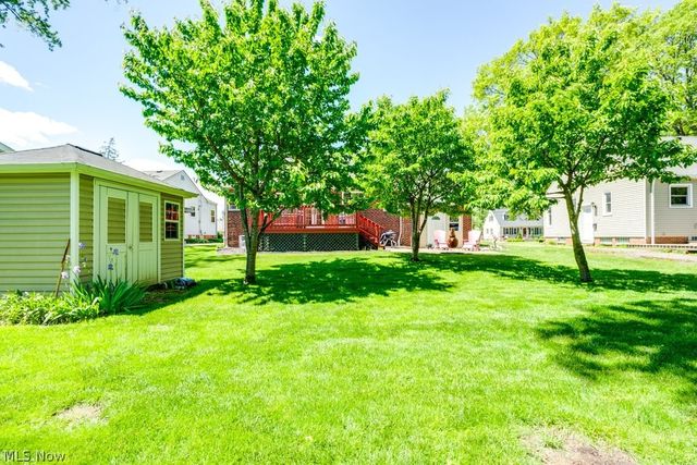 3241 W 231st Street, North Olmsted, OH 44070