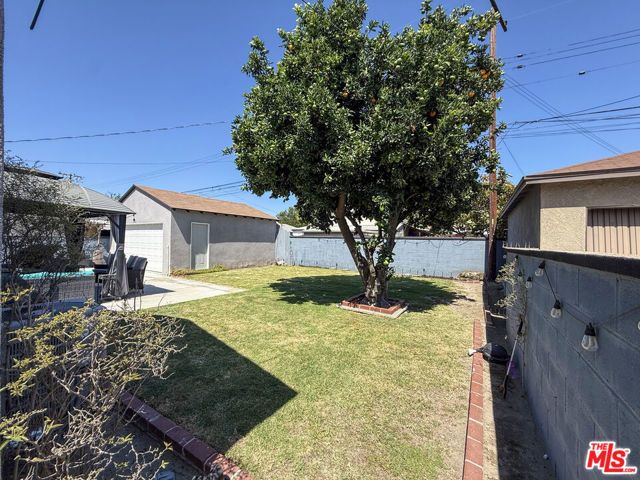 10930 Crossdale Avenue, Downey, CA 90241