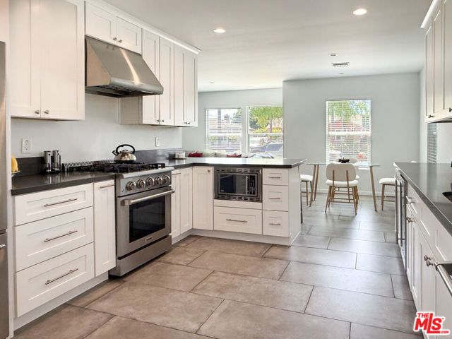 10930 Crossdale Avenue, Downey, CA 90241
