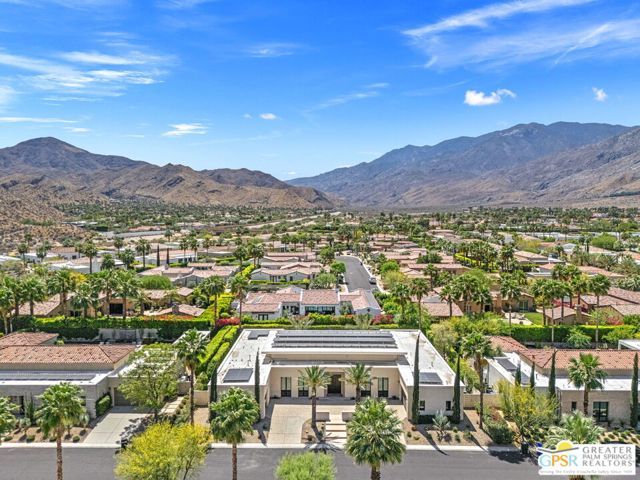 1045 Bella Vista, Palm Springs, CA 92264