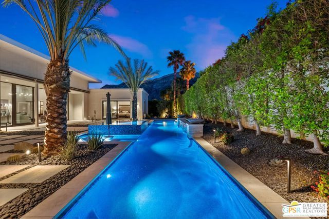 1045 Bella Vista, Palm Springs, CA 92264