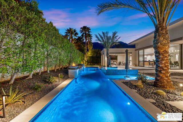 1045 Bella Vista, Palm Springs, CA 92264