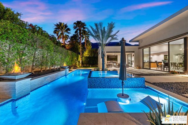 1045 Bella Vista, Palm Springs, CA 92264