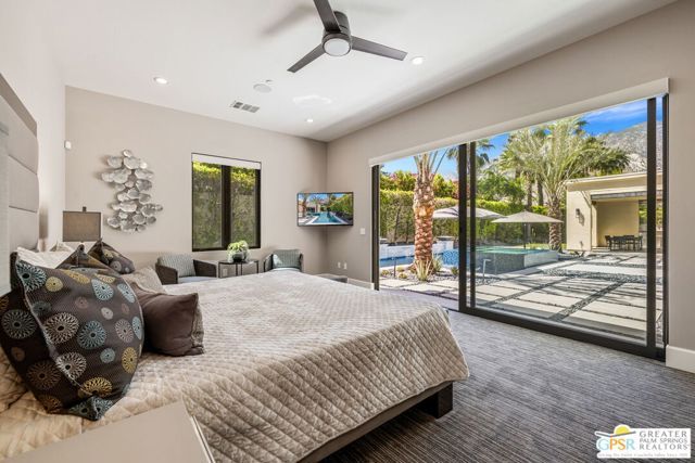 1045 Bella Vista, Palm Springs, CA 92264