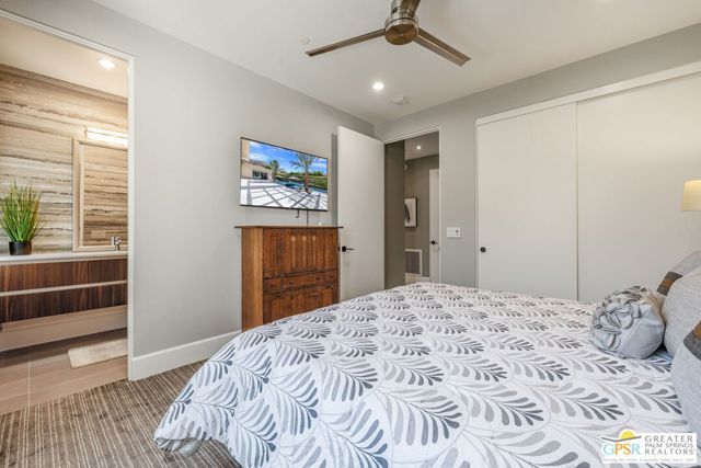 1045 Bella Vista, Palm Springs, CA 92264