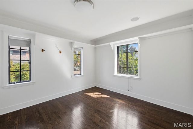 7747 Mohawk Place, Clayton, MO 63105