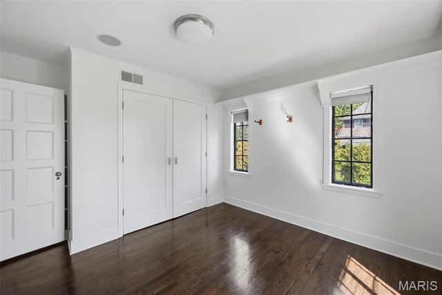 7747 Mohawk Place, Clayton, MO 63105