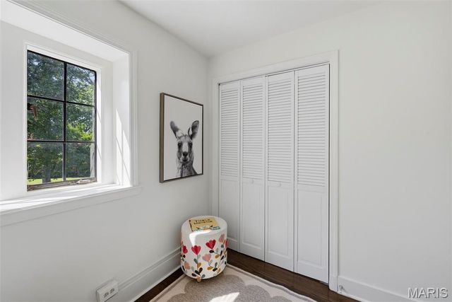7747 Mohawk Place, Clayton, MO 63105