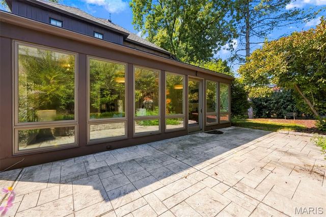 7747 Mohawk Place, Clayton, MO 63105