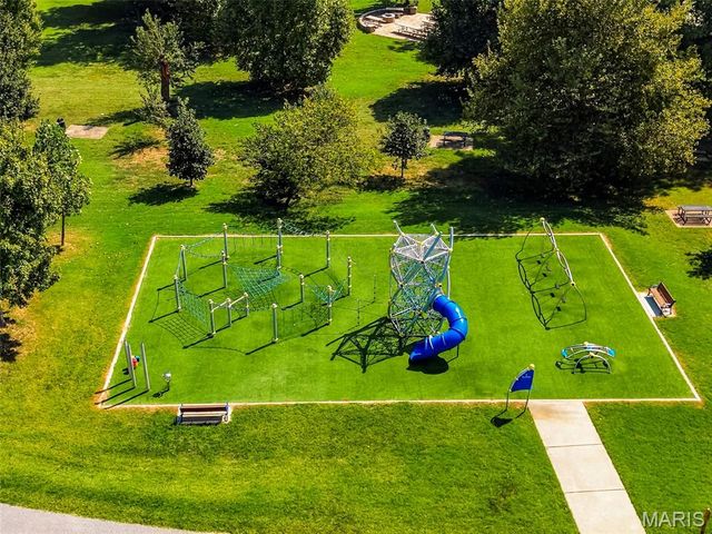 7747 Mohawk Place, Clayton, MO 63105