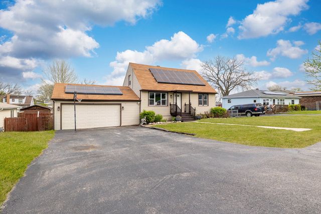 8820 W 85th Place, Justice, IL 60458