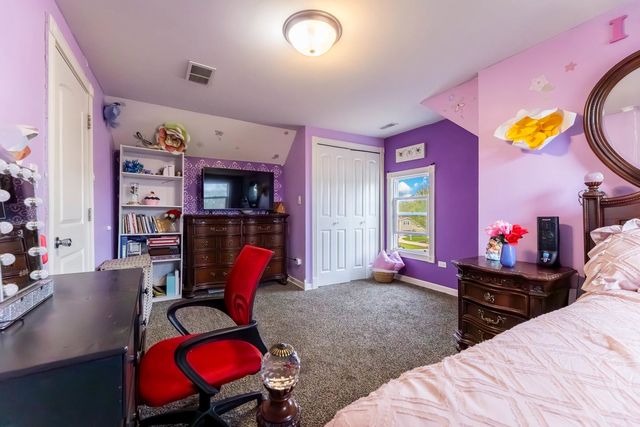 8820 W 85th Place, Justice, IL 60458
