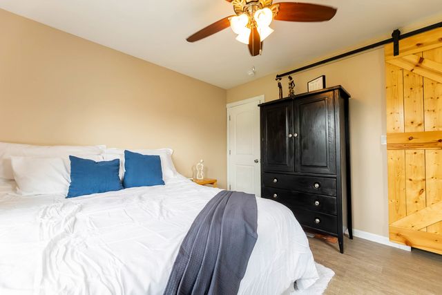 8820 W 85th Place, Justice, IL 60458