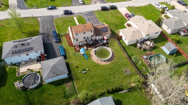 8820 W 85th Place, Justice, IL 60458