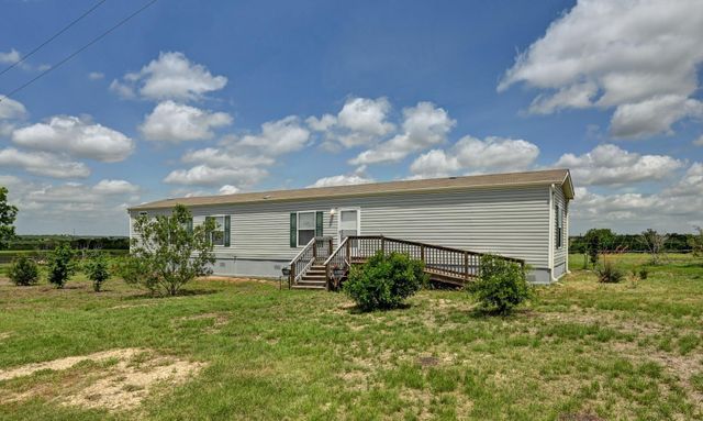 410 Simmons Family Farm RD, Lockhart, TX 78644