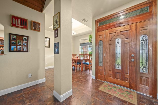 410 Simmons Family Farm RD, Lockhart, TX 78644