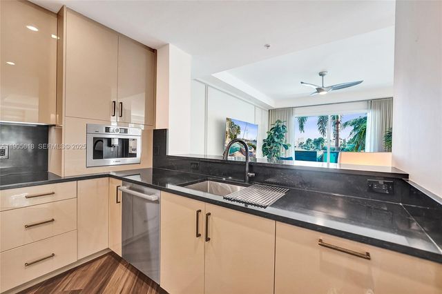 516 Hendricks Isle 2C, Fort Lauderdale, FL 33301