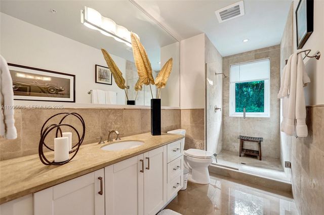 516 Hendricks Isle 2C, Fort Lauderdale, FL 33301