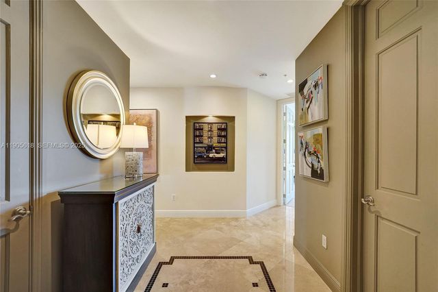 516 Hendricks Isle 2C, Fort Lauderdale, FL 33301