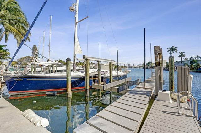 516 Hendricks Isle 2C, Fort Lauderdale, FL 33301