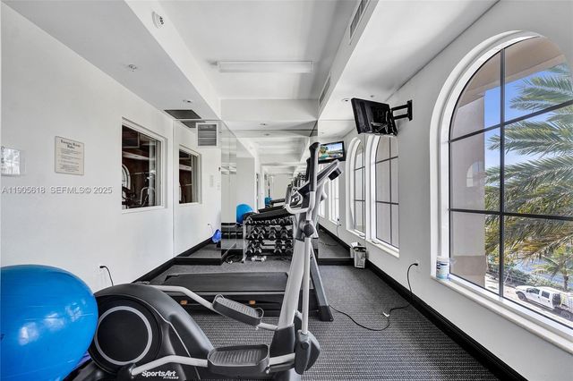 516 Hendricks Isle 2C, Fort Lauderdale, FL 33301