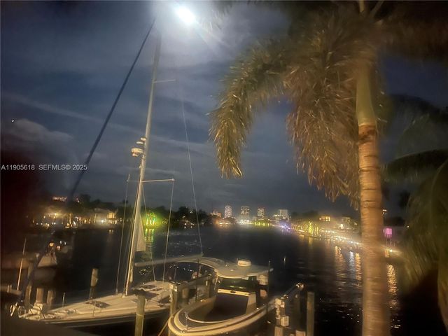 516 Hendricks Isle 2C, Fort Lauderdale, FL 33301