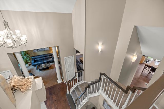 8761 River Run Drive, White Lake, MI 48386