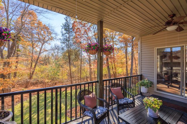 8761 River Run Drive, White Lake, MI 48386