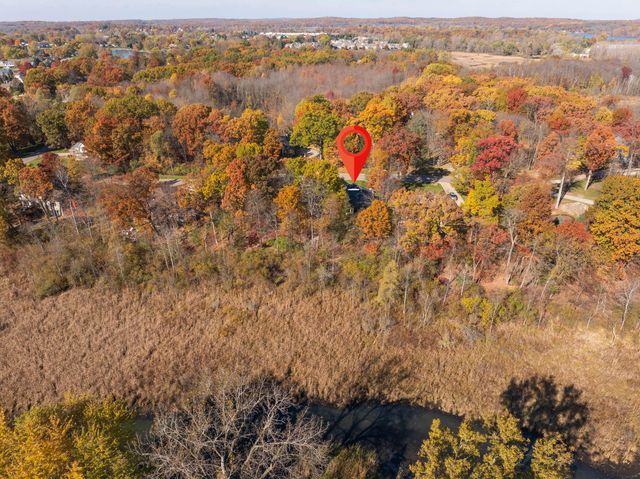 8761 River Run Drive, White Lake, MI 48386