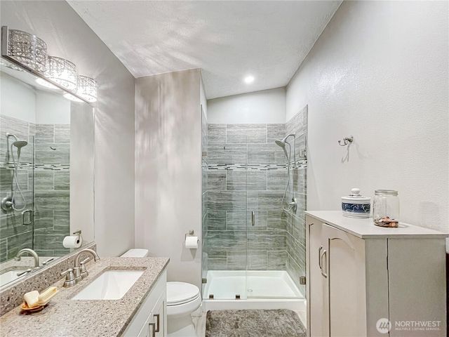 223 Horseshoe Bend Estates, Kelso, WA 98626