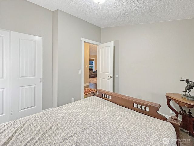 223 Horseshoe Bend Estates, Kelso, WA 98626