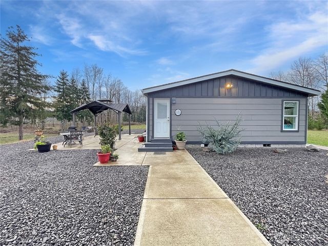 223 Horseshoe Bend Estates, Kelso, WA 98626