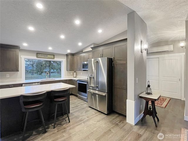 223 Horseshoe Bend Estates, Kelso, WA 98626