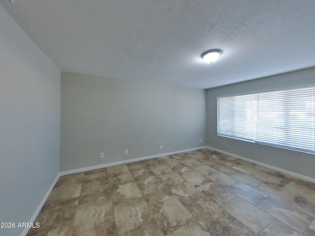 4309 W RUTH Avenue, Glendale, AZ 85302