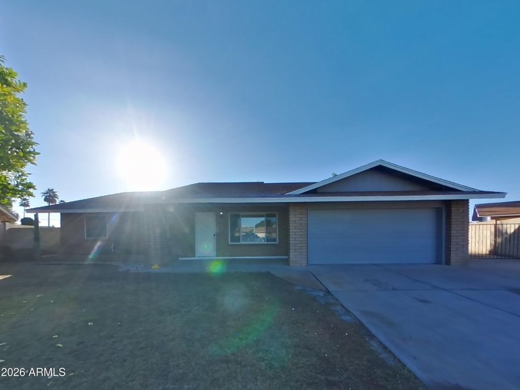 4309 W RUTH Avenue, Glendale, AZ 85302