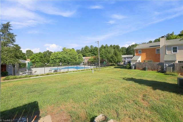 420 Herndon Drive, Winston-salem, NC 27104