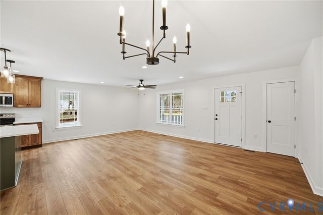 595 New Anna Rd, Mineral, VA 23117