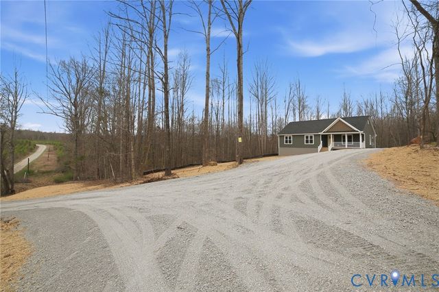 595 New Anna Rd, Mineral, VA 23117