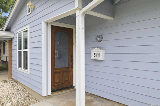 511 Lovera Blvd, San Antonio, TX 78212